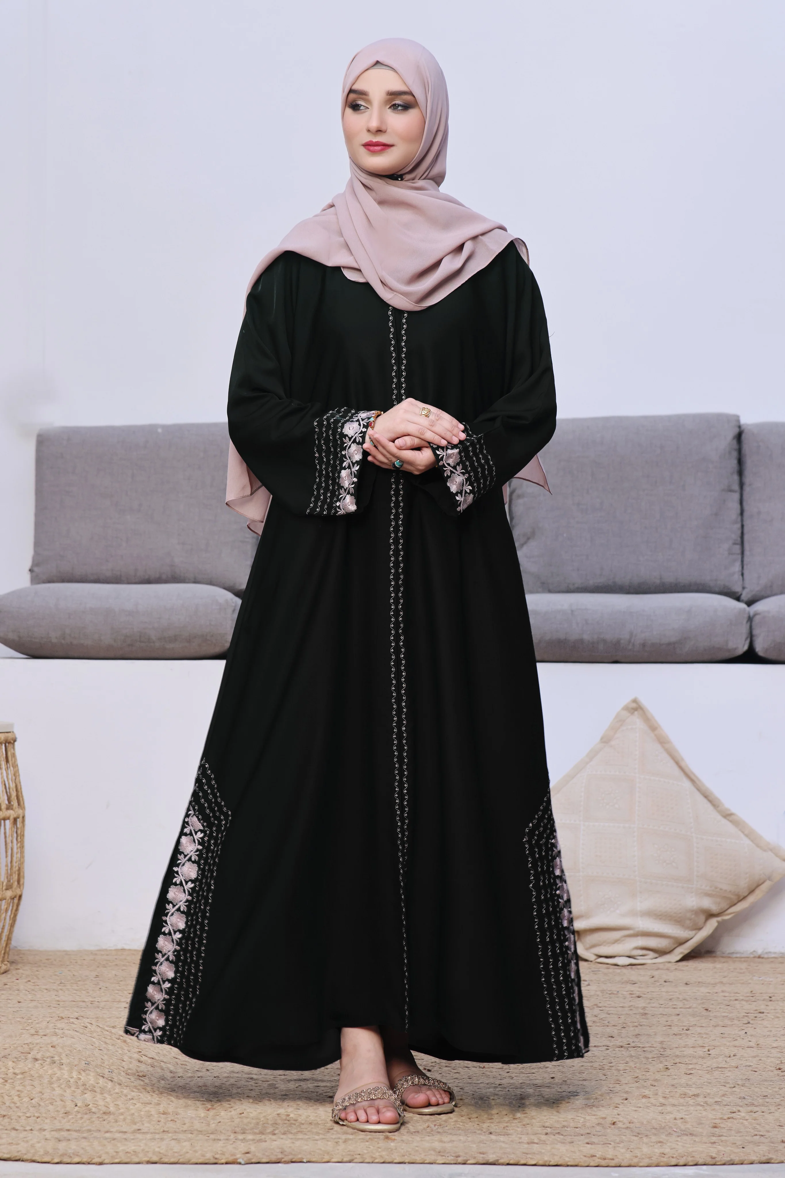 Aariza Black - Image 2