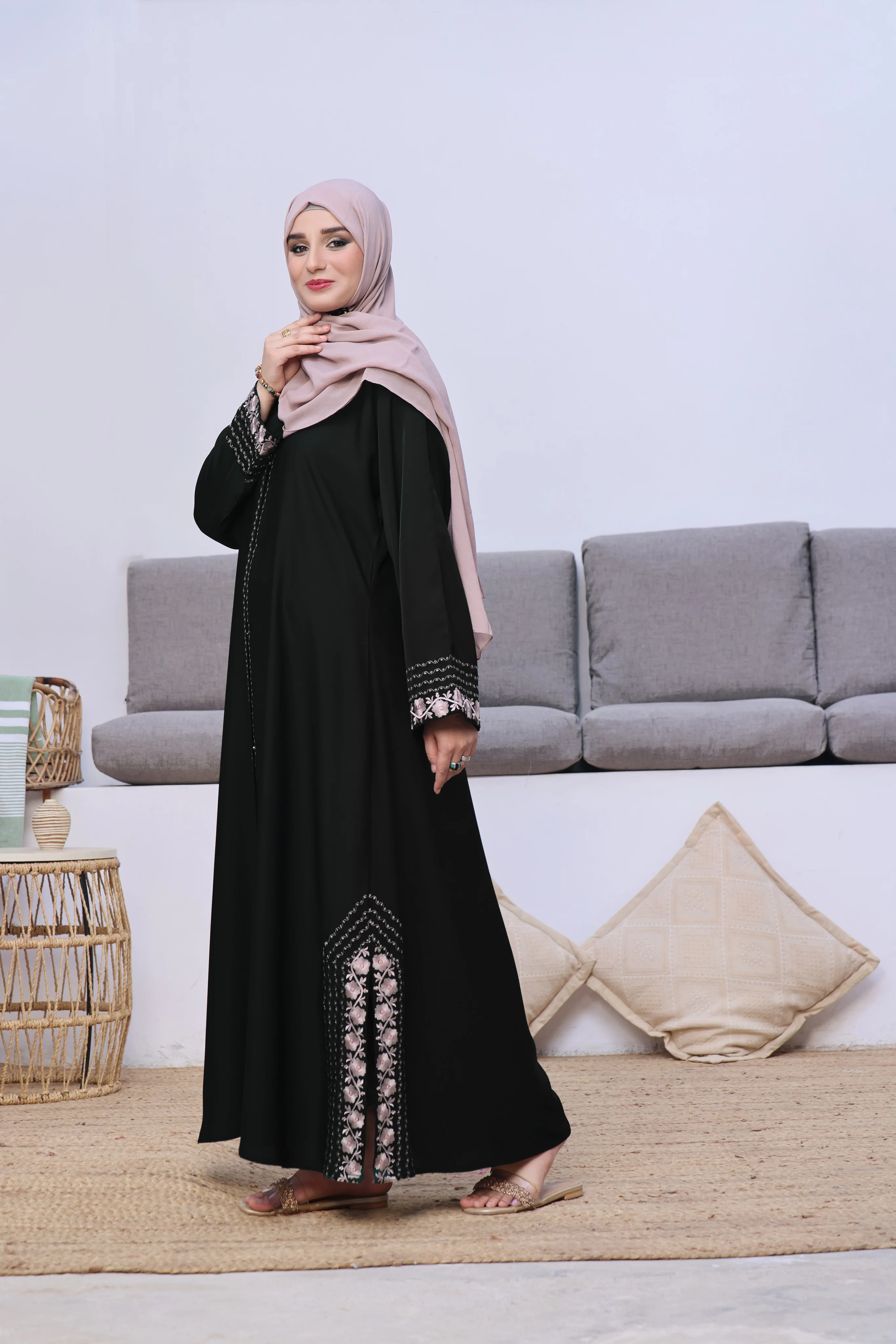 Aariza Black - Image 3
