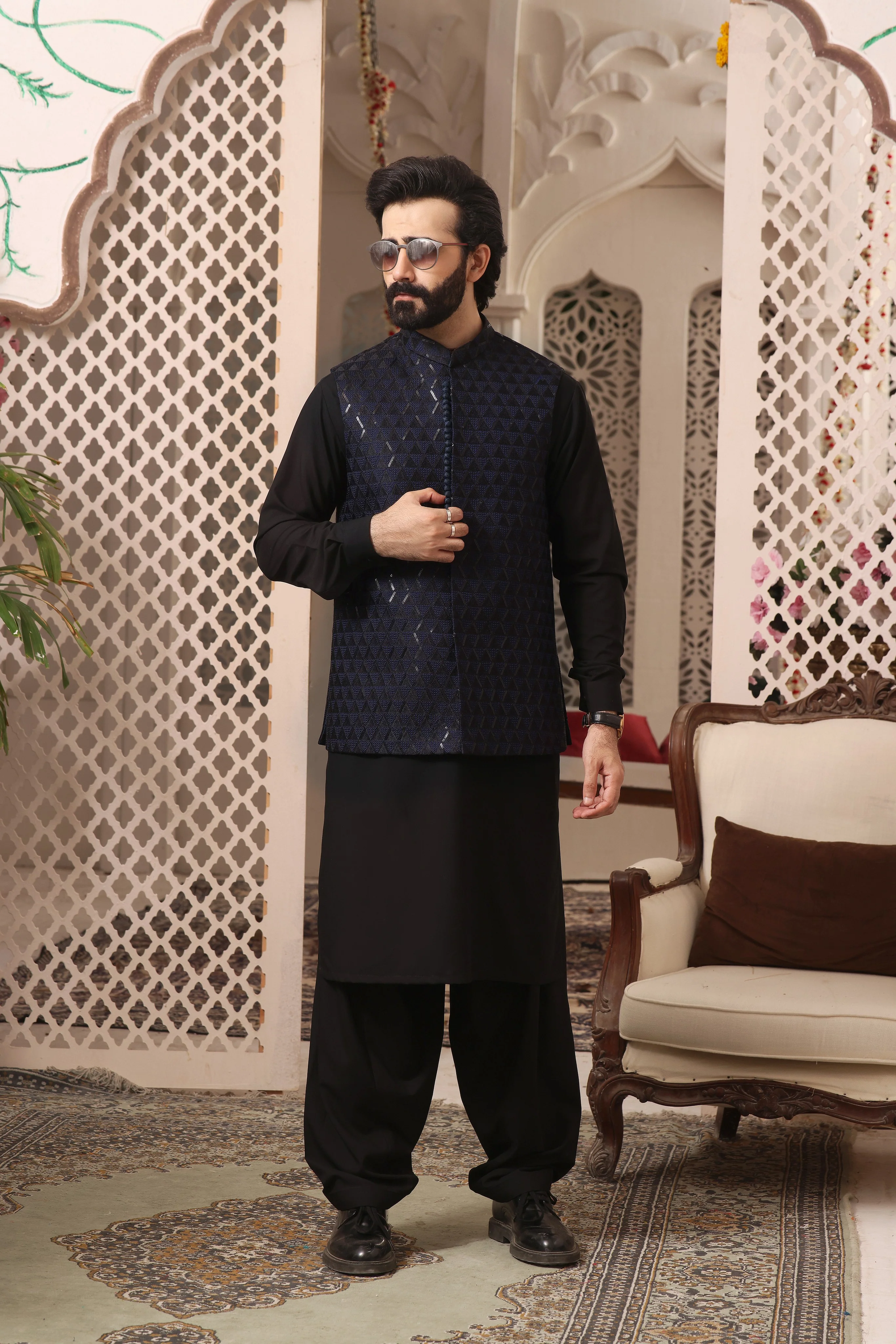 Blue Elegance - Image 2