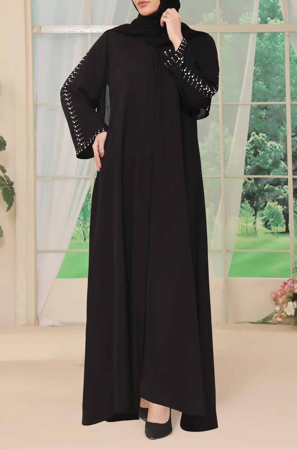 Chic Black - Image 5