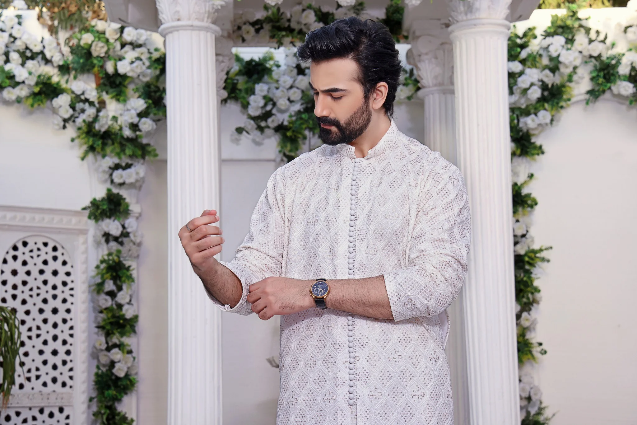 Dapper White - Image 3