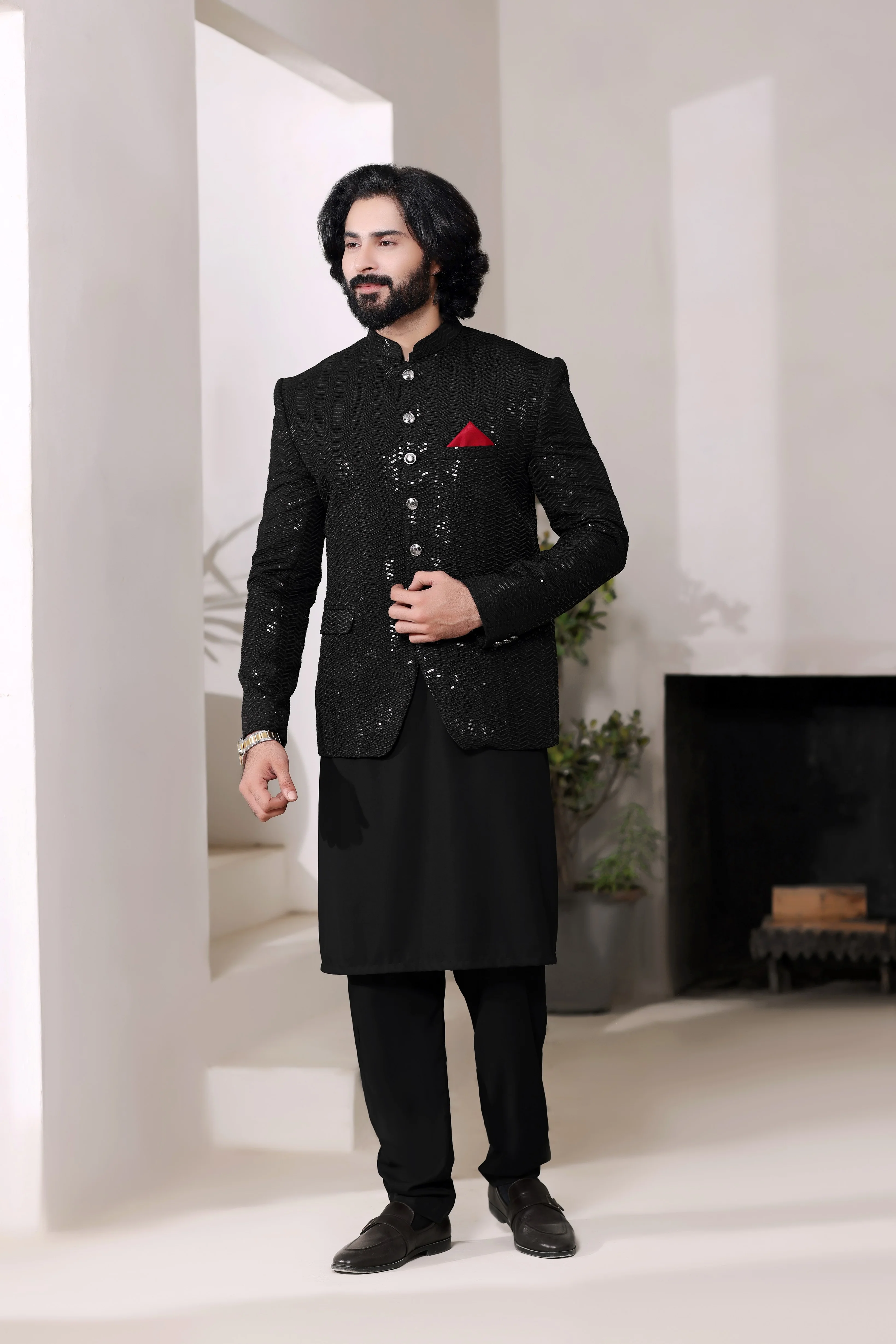 Crown Black - Image 3