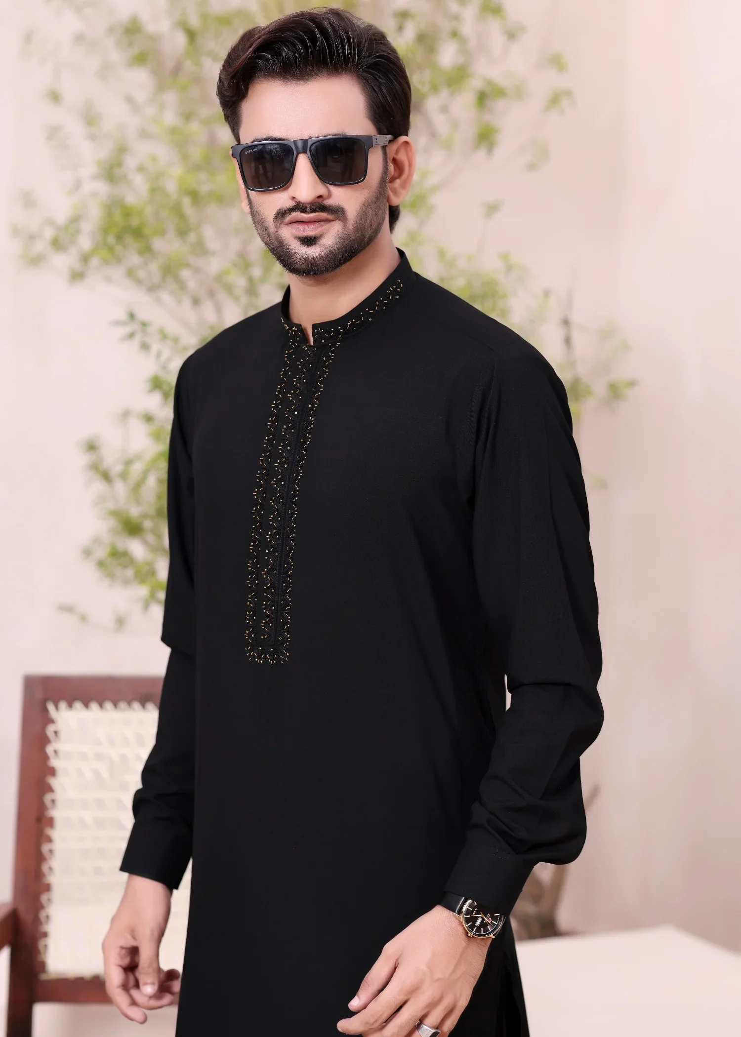 Heritage Black - Image 2