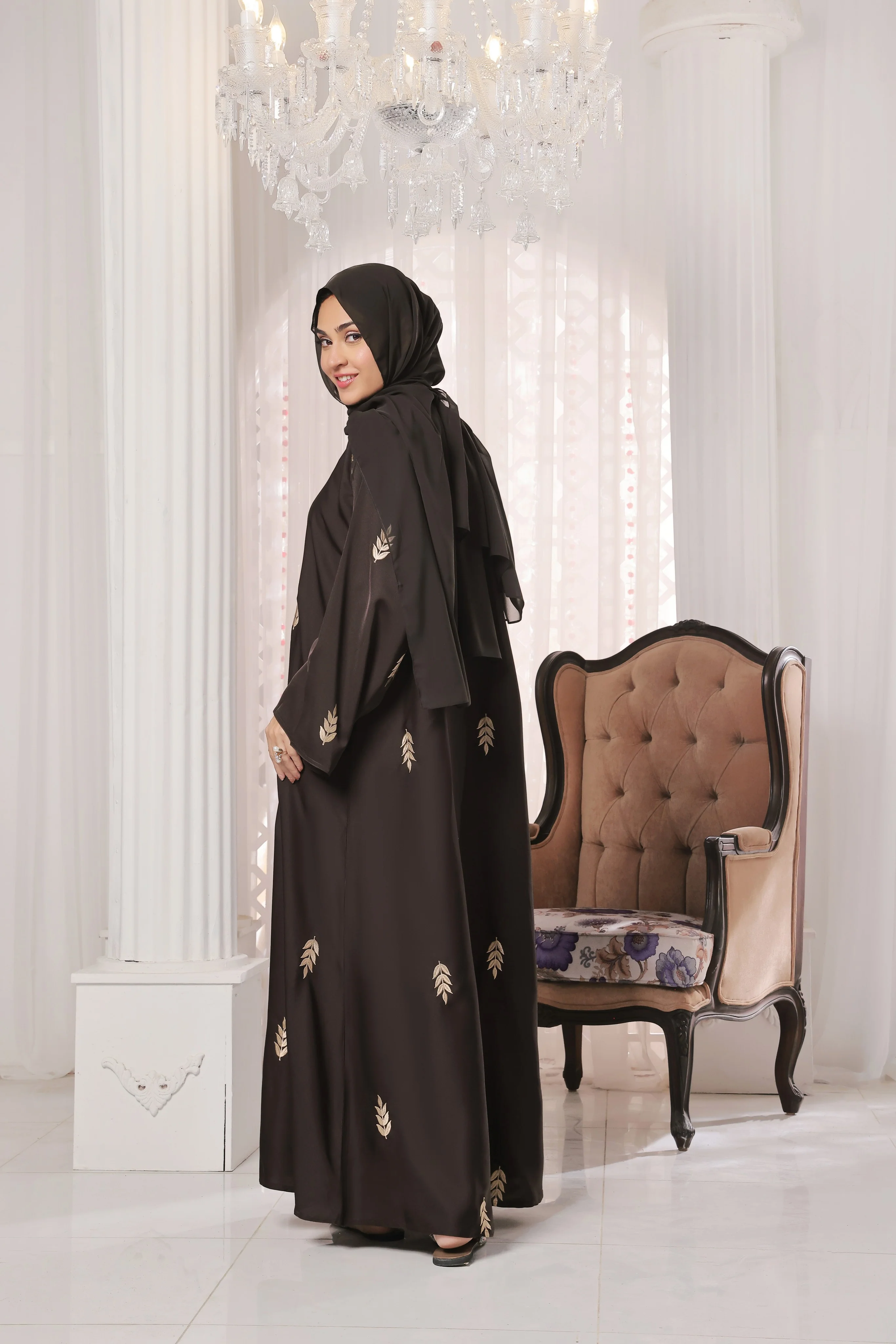 Zohra Brown - Image 4